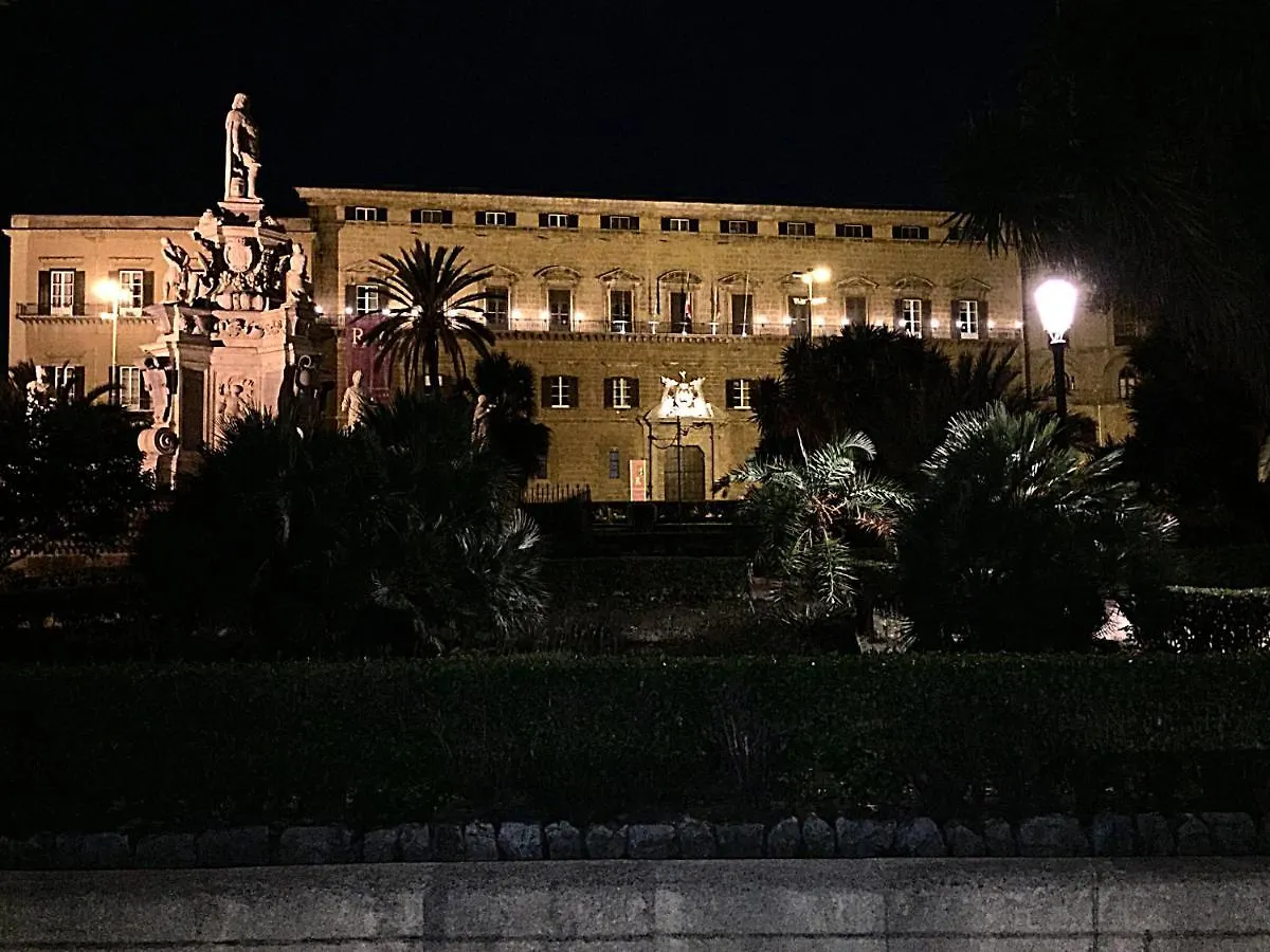 Holiday home Normanni Central House Palermo Italy